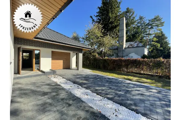 lubelskie, Zamość, al. 1 Maja, Piękny dom 133m2, garaż. Stan dewelop. Działka900m2