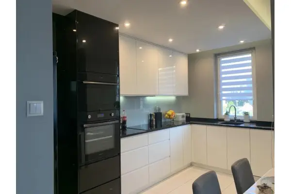 mazowieckie, Warszawa, Targówek, Bródno, Zielone Zacisze, 61m2 na Os.Zielone Zacisze. 50m od M2. Duży taras